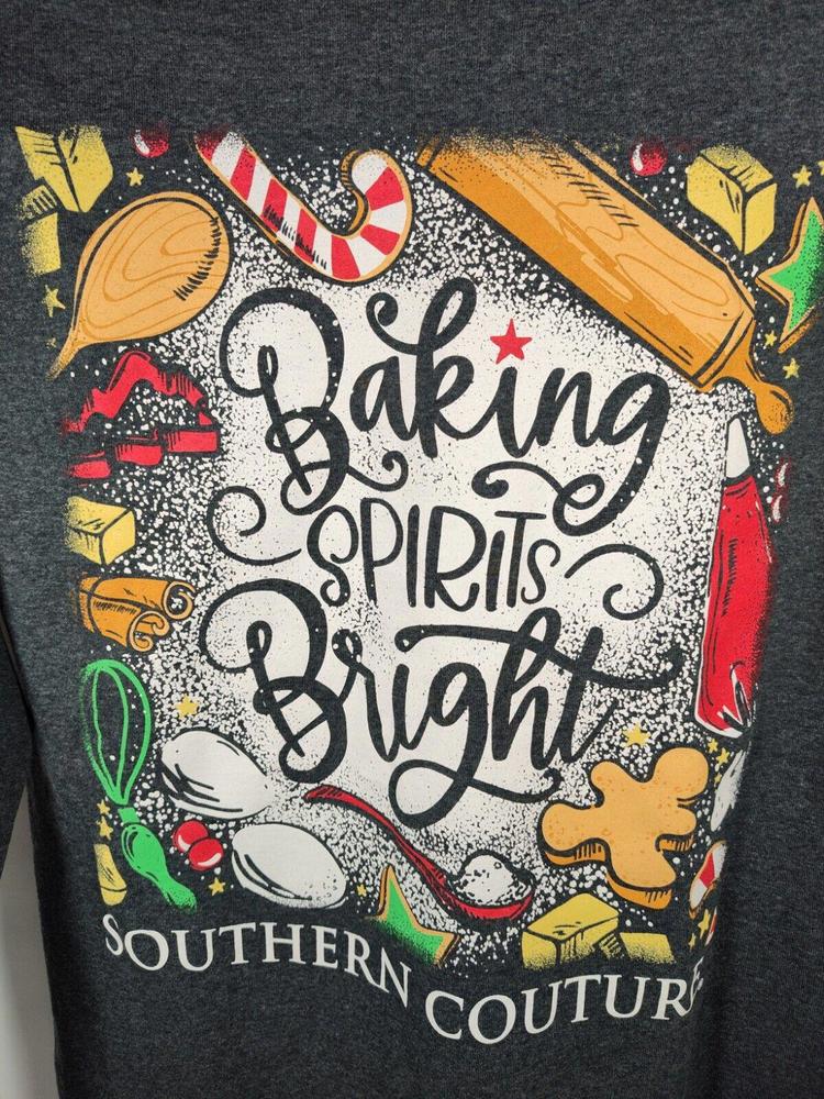 Simply Southern Christmas Women's Small Gray T-Shirt Baking Spirits Bright New